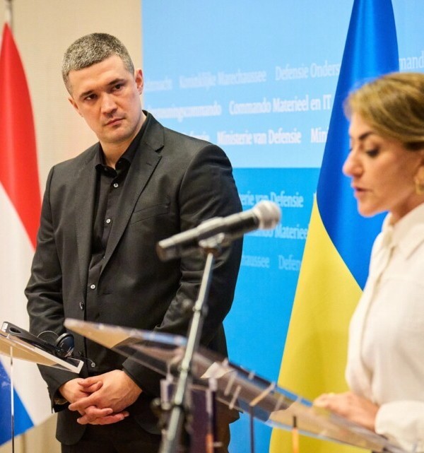 Ҳолланд 500 миллион евро кумаки низомӣ ба Украина ихтисос медиҳад