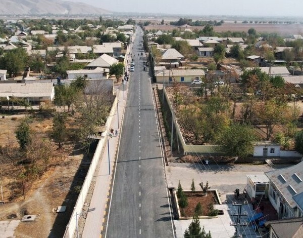 В Восе открыли 4-километровую дорогу за 3 млн сомони 