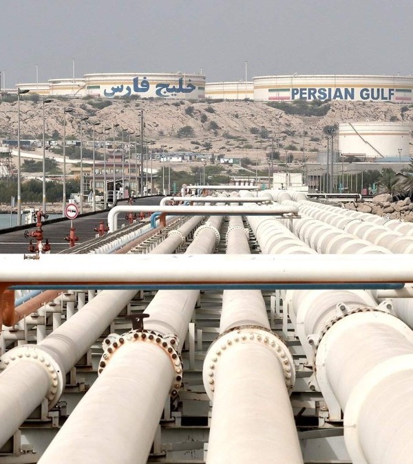 Иран продолжает экспорт нефти вопреки санкциям США
