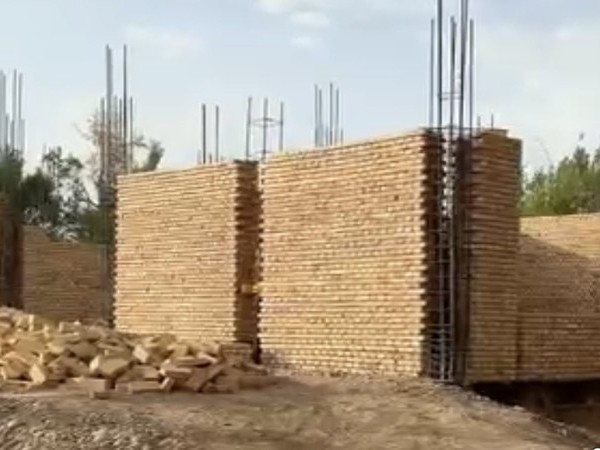 В селе Самангон района Дусти строят новый корпус школы на 720 учеников 