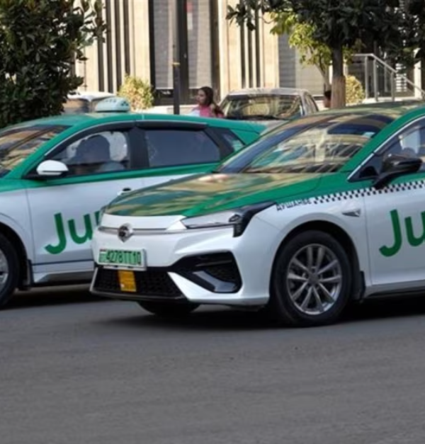 В Душанбе усилят контроль за водителями такси