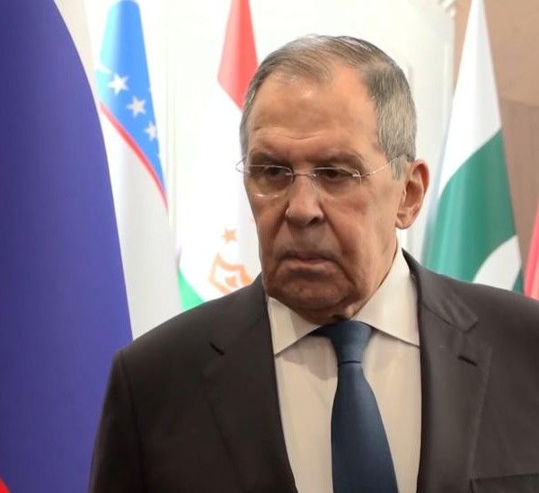 Лавров: “Силоҳҳои Ғарб дар Украина бар зидди мардуми Русия истифода мешаванд”