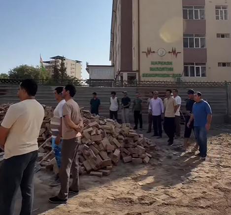 В Бохтаре строят новый учебный корпус медицинского колледжа 