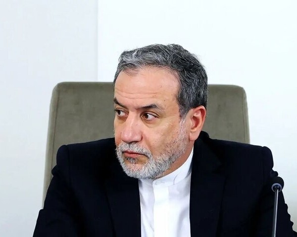 Ироқчӣ: “Амрико 20 рӯз пас аз оғози ҷанг барои музокира илтимос мекард”