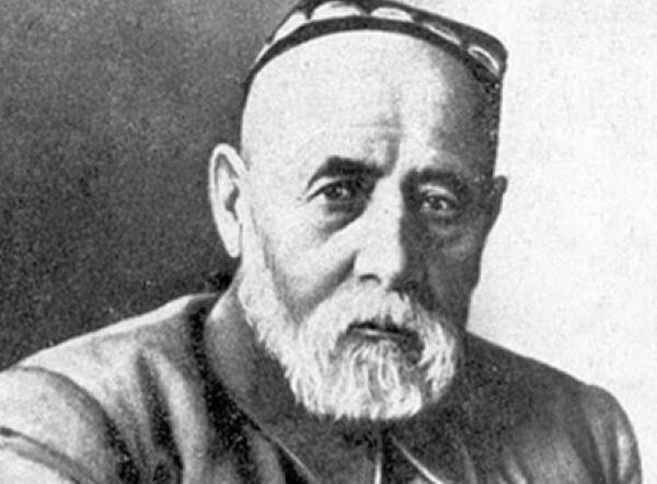 “Баҳси сатр дар солҳои 27”. Дар пеши Айнӣ 