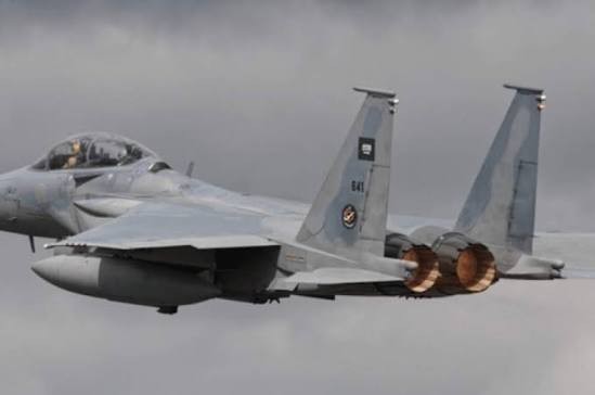 Ҷангандаи F-15-и Арабистони Саудӣ дар осмони Яман сарнагун шуд