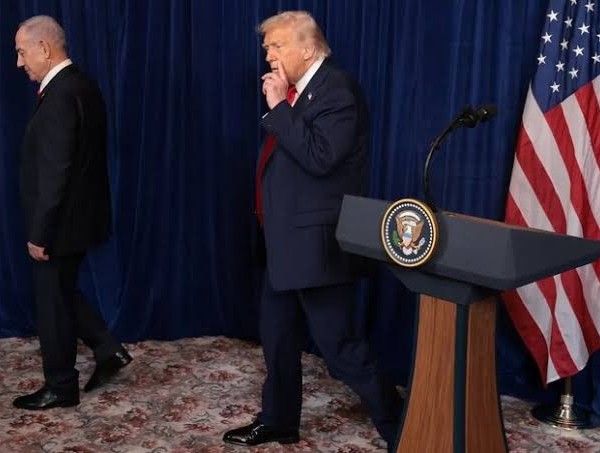 Иддаои Трамп: “Дар бораи сарнавишти ҷанг бо Эрон тасмими бузурге дар пеш аст”