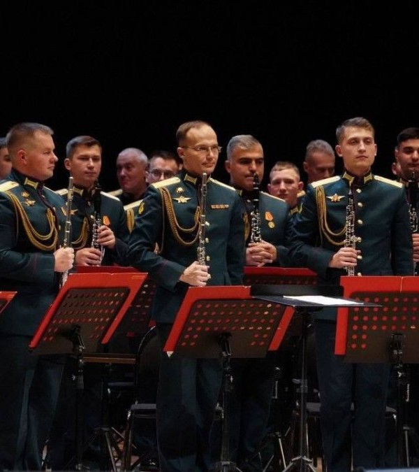 Центральный военный оркестр Минобороны России выступит в Душанбе 26 сентября