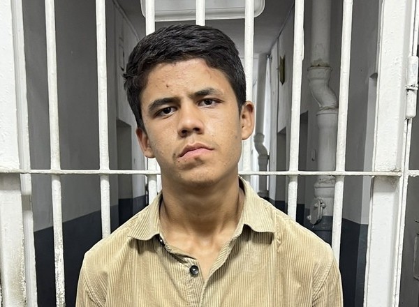 В Душанбе задержали 18-летнего рецидивиста по подозрению в серии краж и угонов 