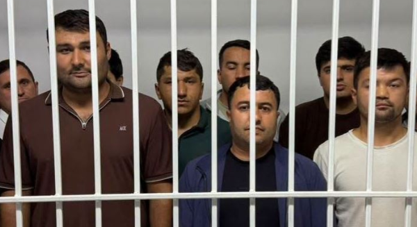 Дар Хатлон мақомот 17 мухлиси футболро ба ҷавобгарии маъмурӣ кашид