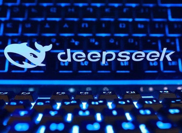 США запретили китайскую нейросеть DeepSeek в госучреждениях