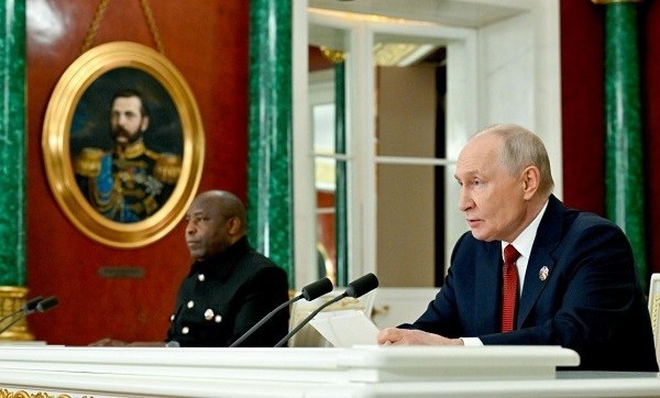 Путин: “Ҷанги Русия ва Аврупо ғолиб нахоҳад дошт”