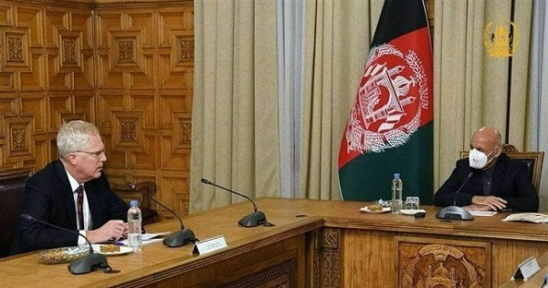 Состоялась неофициальная встреча министра обороны США и Ашрафа Гани