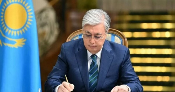 Президент Казахстана отправил в отставку правительство