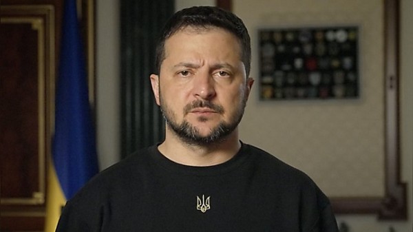 Зеленский прокомментировал крушение российского самолета Ил-76 с 65 украинскими военнопленными
