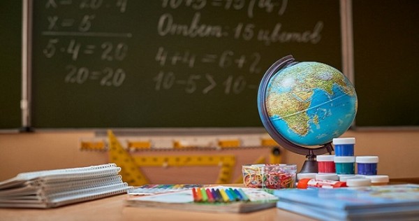 Узбекистан предложил открыть в РФ детсады и школы для детей мигрантов за счет диаспоры