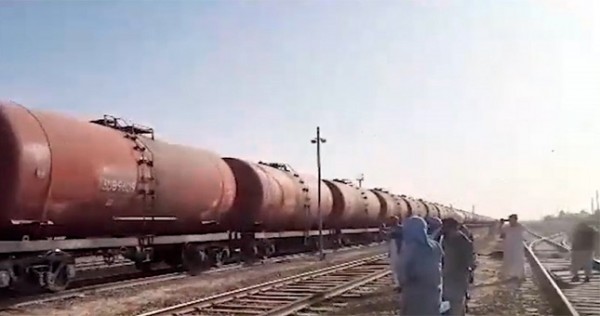 «Узбекнефтегаз» опроверг заявление талибов о низком качестве узбекистанской нефти