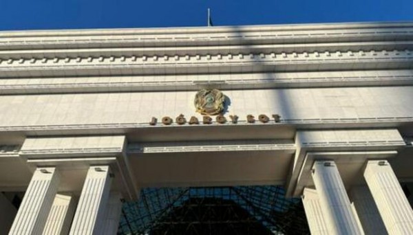 Судью, ранее оставившего на свободе предполагаемого убийцу пятилетней казахстанки, отстранили от должности