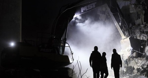Число жертв землетрясения в Турции превысило 41 тыс