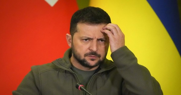 Зеленский допустил возвращение Крыма невоенным путем
