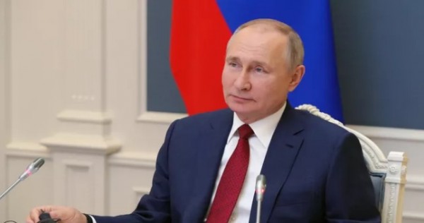 Путин заявил, что террористические группировки пытаются просочиться в СНГ