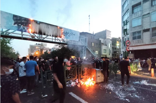 В ходе протестов в Иране погибло более 30 человек