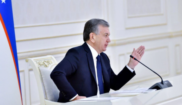 Мирзияев приказал продать акции 23 госпредприятий