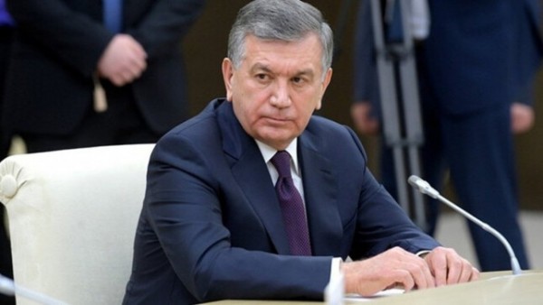 Шавкат Мирзиёев уволил главу «Узкомназорат» за блокировку соцсетей