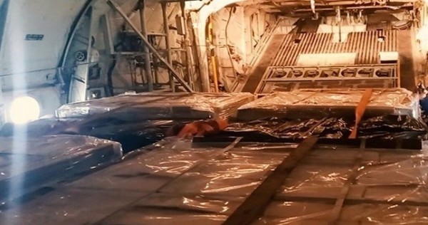 Самолет с иранской гумпомощью прибыл в Афганистан