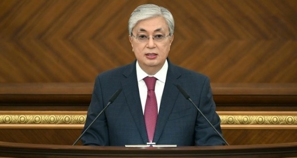 Токаев поручил увеличить минимальную зарплату и определиться со строительством АЭС