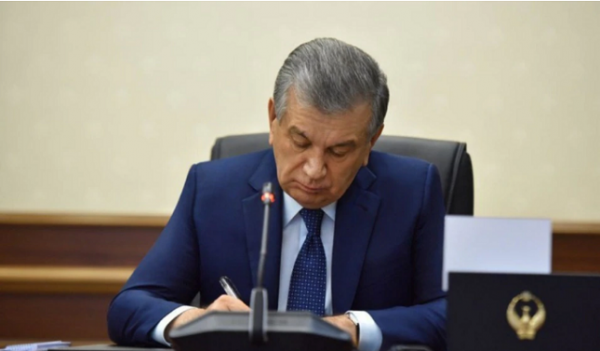 Президент Мирзияев помиловал 215 осужденных