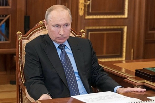 Путин сравнил Байдена и Трампа