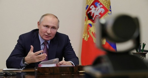Путин: РФ сделает все, чтобы помочь решить вопрос таджикско-кыргызской границы