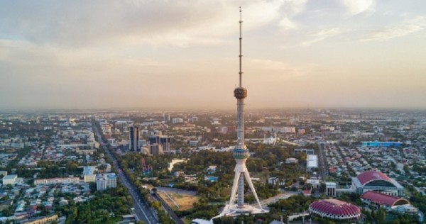 Узбекистан озаботился тем, что мигранты не смотрят отечественное телевидение
