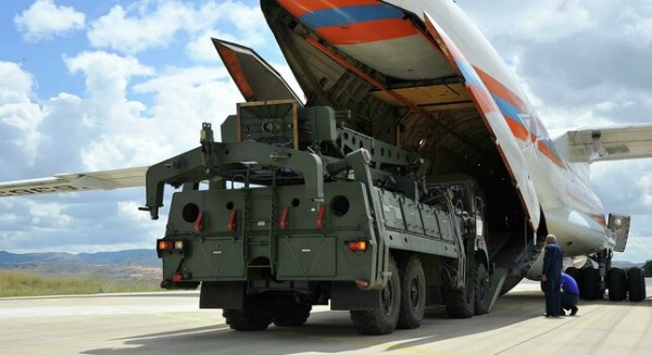 В Турции предложили решение проблемы с С-400