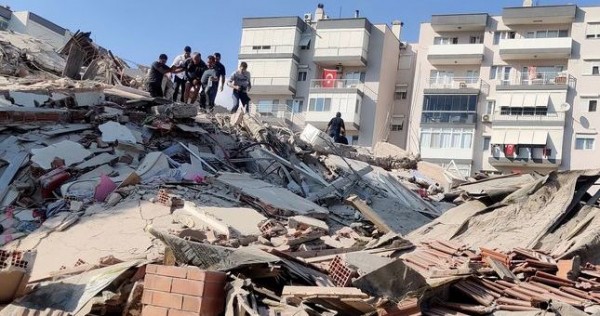 Число погибших при землетрясении в Турции возросло до 73
