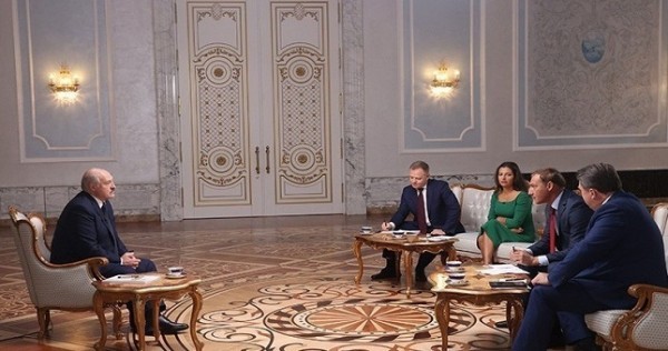 Лукашенко признал, что, возможно, он немного пересидел на посту президента