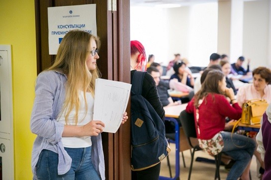 В вузах Узбекистана введут четырёхпроцентную бюджетную квоту для девушек
