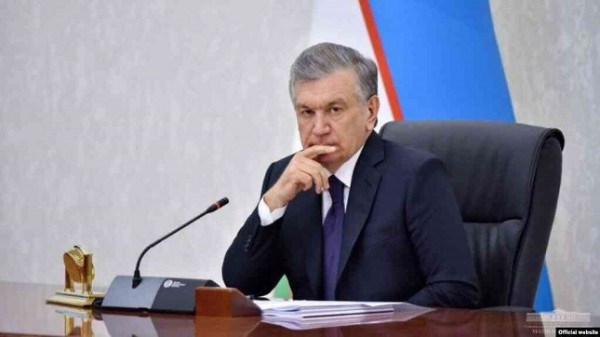 Президент Узбекистана на полгода запретил министерствам принимать новые правовые акты