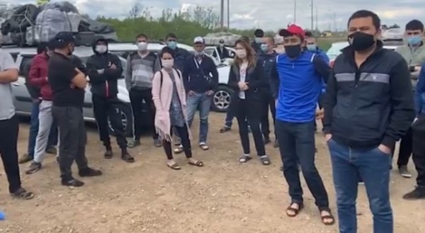 Узбекистан вывезет в автобусах свыше 1100 соотечественников, находящихся на российско-казахской границе