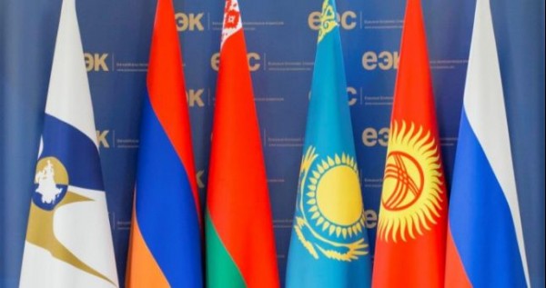 Сенаторы 11 мая рассмотрят вопрос о сотрудничестве Узбекистана с ЕАЭС