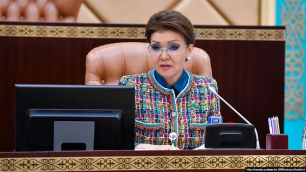 Токаев прекратил полномочия председателя сената Назарбаевой
