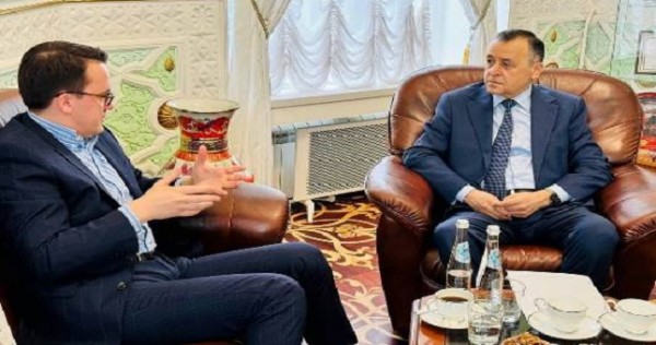 Театри миллии драмавии Русия дар Душанбе мактаби театрӣ баргузор мекунад
