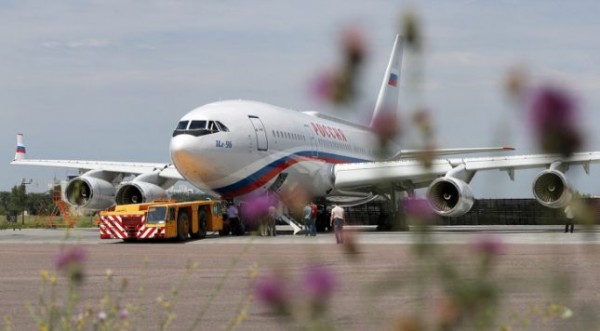 Россия организует спецборты для вывоза своих граждан из Узбекистана