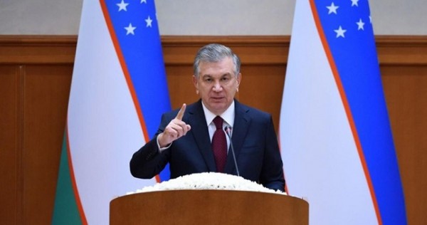 Я попросил деньги у узбекских олигархов для экспертных советов, - Мирзиёев