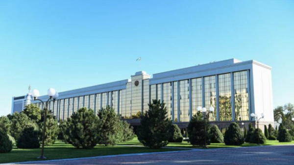 В Узбекистане одобрены кандидатуры всех 22 министров