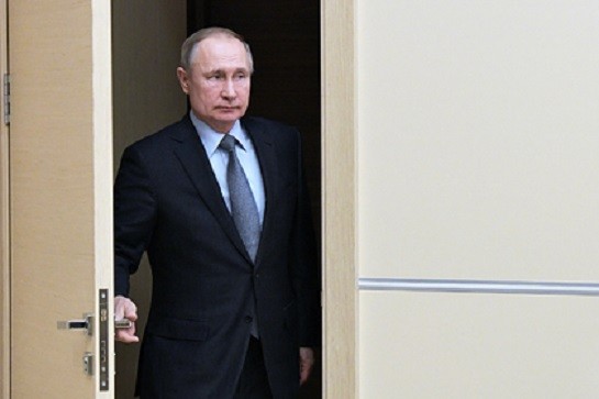 Перечислены сценарии сохранения власти у Путина после 2024 года
