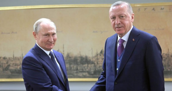 Путин и Эрдоган призвали к мирному решению проблем в Персидcком заливе