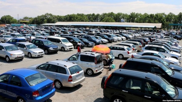 В Кыргызстане вступили в силу ставки ЕАЭС на растаможку авто