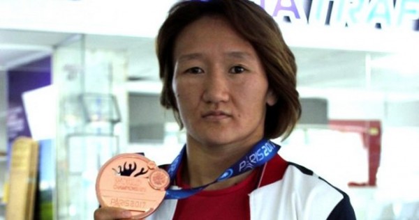 Спортсменка из Киргизии стала трехкратной чемпионкой Азии по борьбе